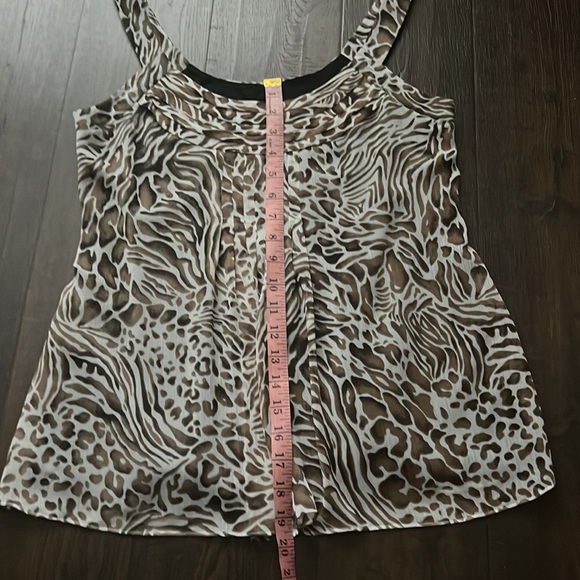 🚨4/$13🚨 Spense Blouse - Picture 5 of 6